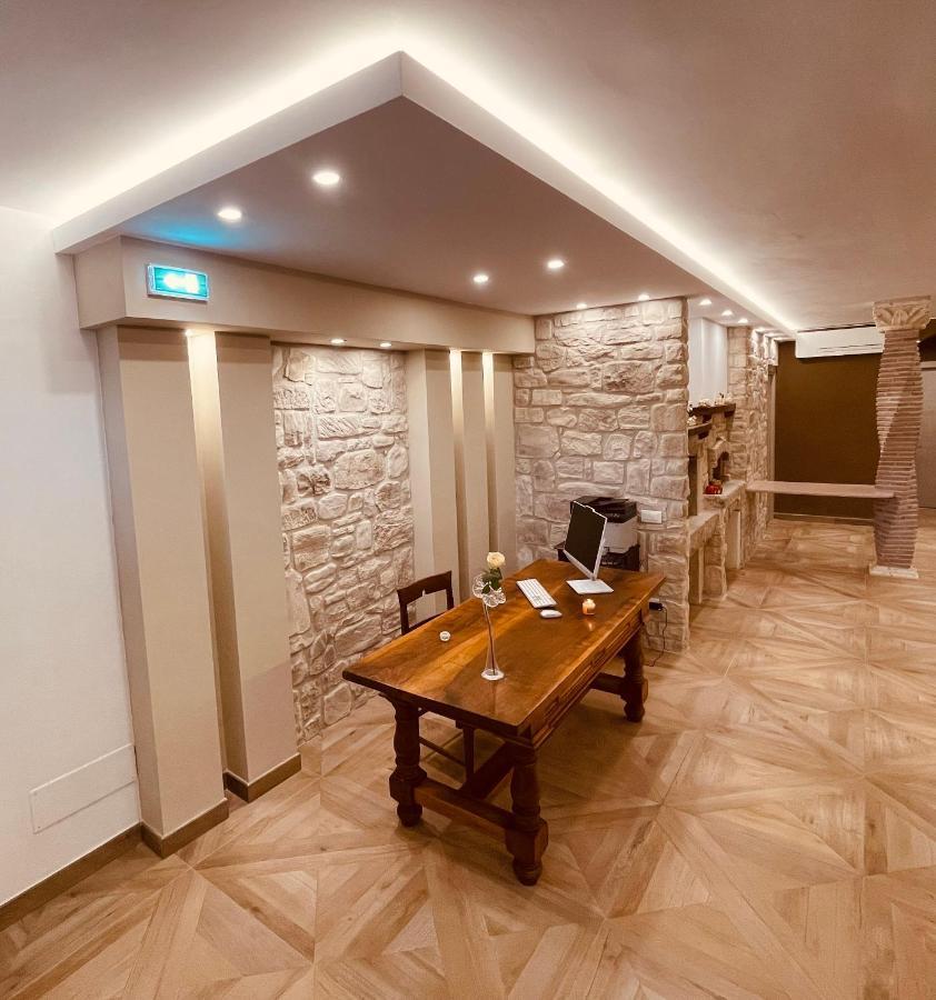 Affittacamere Residenza Montedoro Норча Екстериор снимка